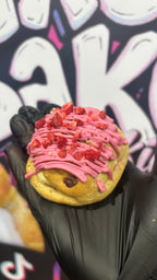 Strawberries & Cream by Axelsbaked